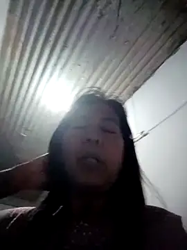 TropicalFlower's cam snapshot