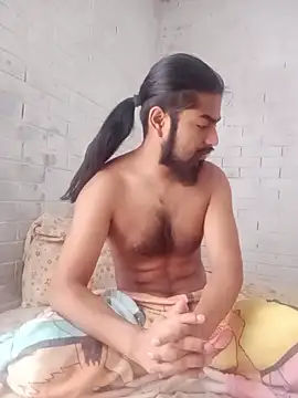 RavenRojo22 live sex cam