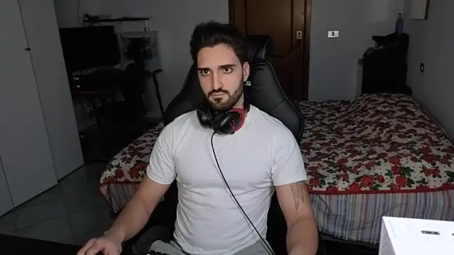 Al3xox02 live sex cam