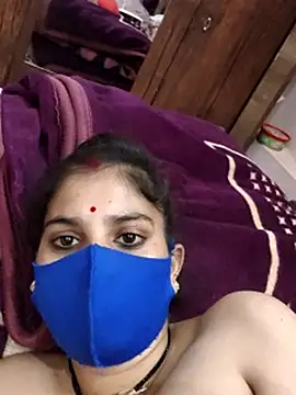 Maahi-Queen's cam snapshot