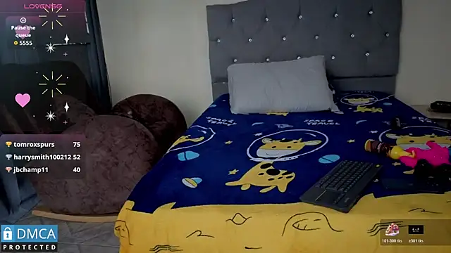 scarlett_fire5's cam snapshot