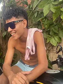 JHON_BIGCOCK23 live sex cam