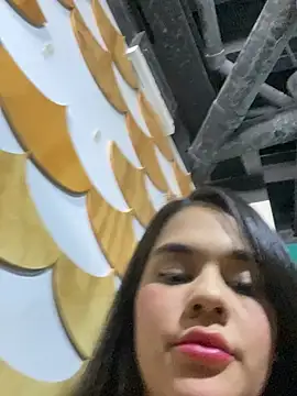 BellaLeclair live sex cam