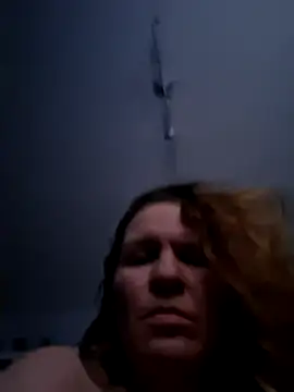 less-is-moore live sex cam