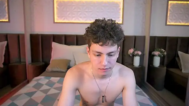 StefanBev live sex cam