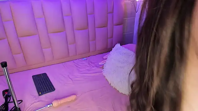 Naomi-Thompson's cam snapshot