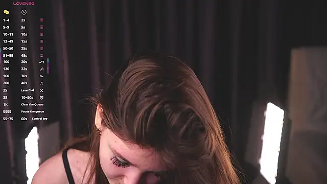 DongMolt live sex cam