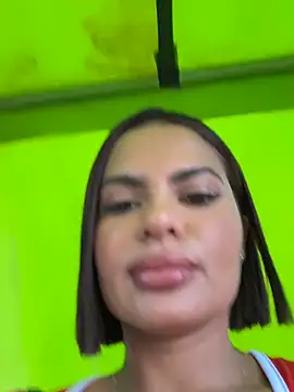 Irina_Velvett live sex cam