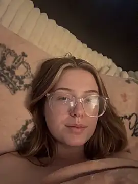 lovelyprincess2's cam snapshot