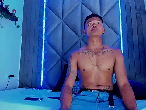 AndrewKenoxx_ live sex cam