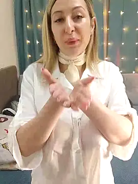 MilanaBoobs live sex cam