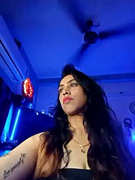 Love_Beauty01's cam snapshot