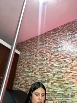 katy_handerson's cam snapshot