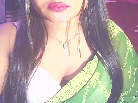 Nusrat_Faria's cam snapshot