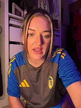 MissMaisiex's cam snapshot