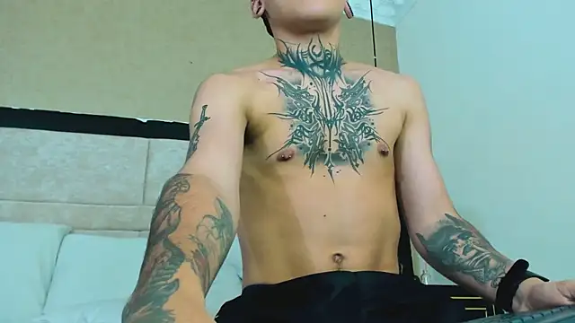 MarkOlsenn live sex cam