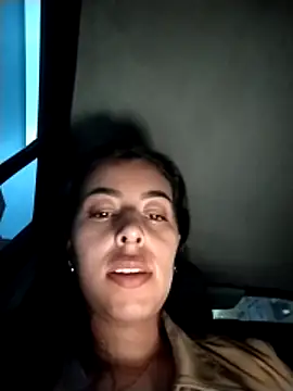 Luianna's cam snapshot