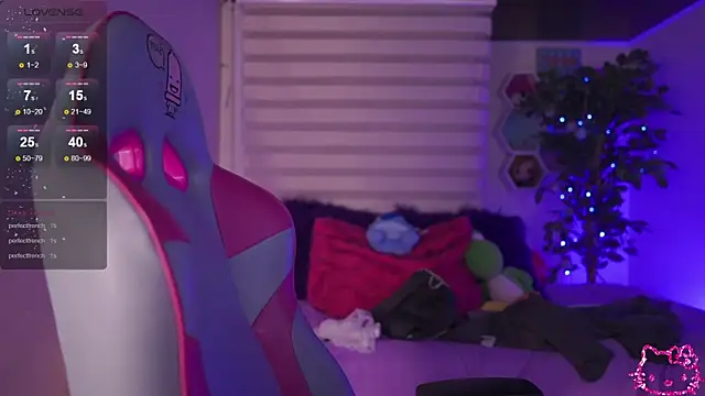 _chloe_moons_ live sex cam