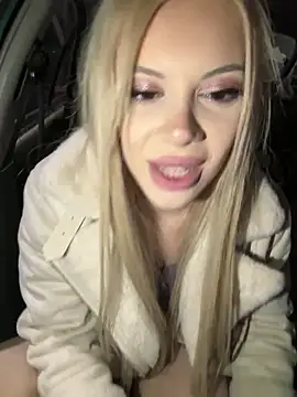 AlyssaFoxx_'s cam snapshot