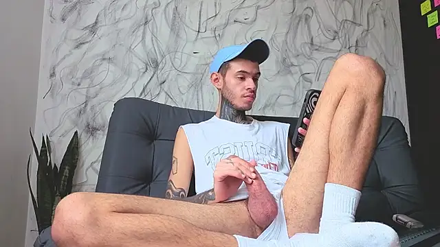 Saturno_v live sex cam