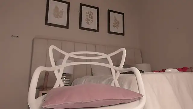 _dakota_a's cam snapshot