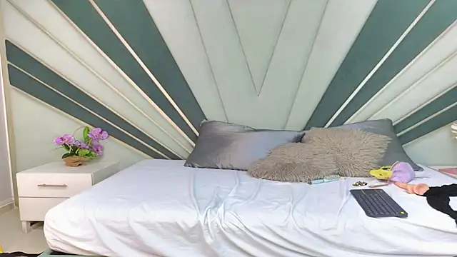 DulceeEsmeralda's cam snapshot