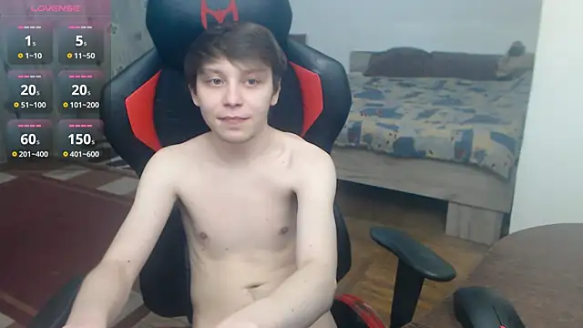 hugkydo live sex cam