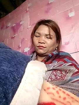 maymay-2000 live sex cam