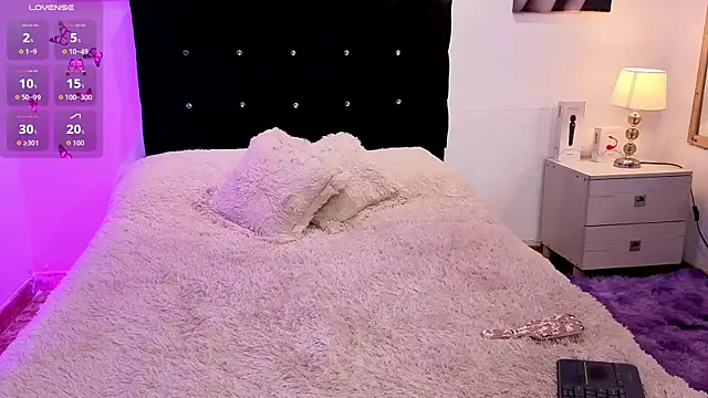 Megan_Do_Santos live sex cam