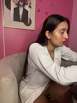 -BabyLuna's cam snapshot