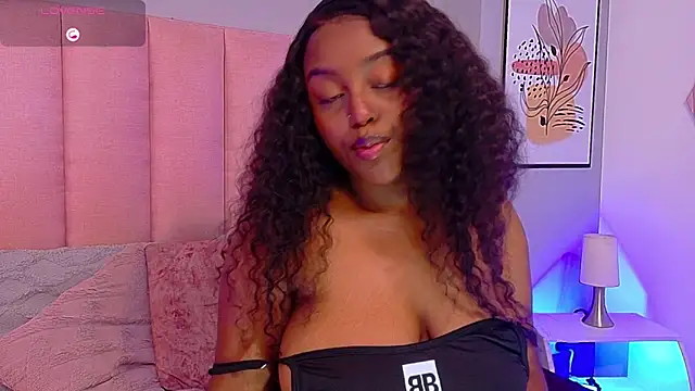 Aitana_Oliveira's cam snapshot