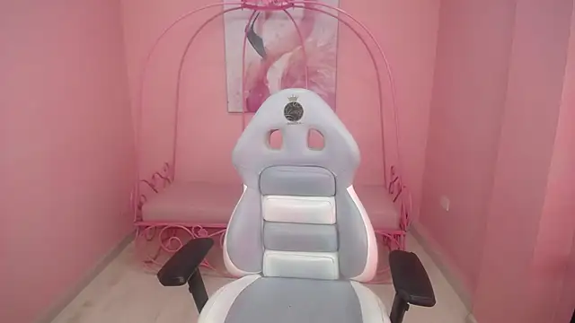 Ivonne_pier_x's cam snapshot