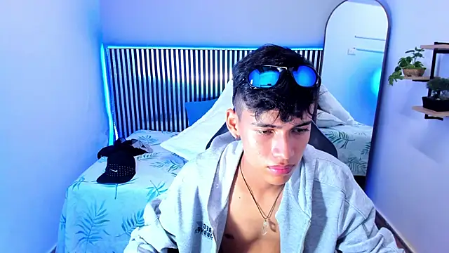 Astaroth_Grigori live sex cam