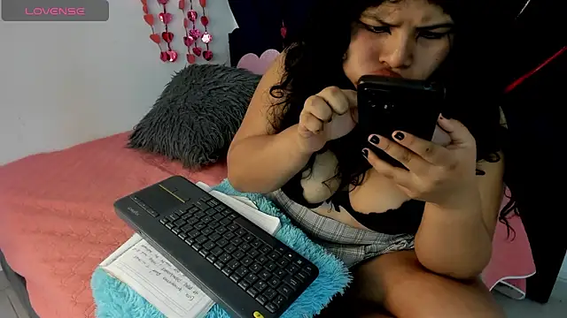 Jessica_Beltrann's cam snapshot