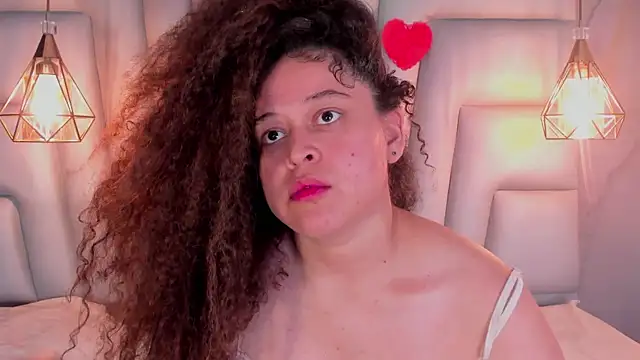 IrinaVoshh_'s cam snapshot