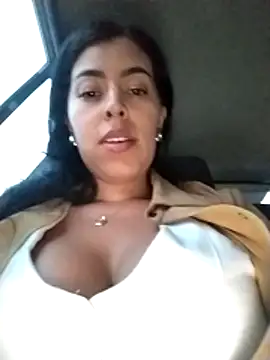 Luianna live sex cam