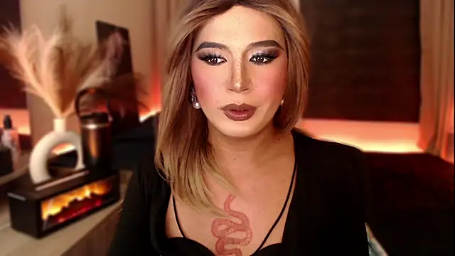 mslilly_croft live sex cam