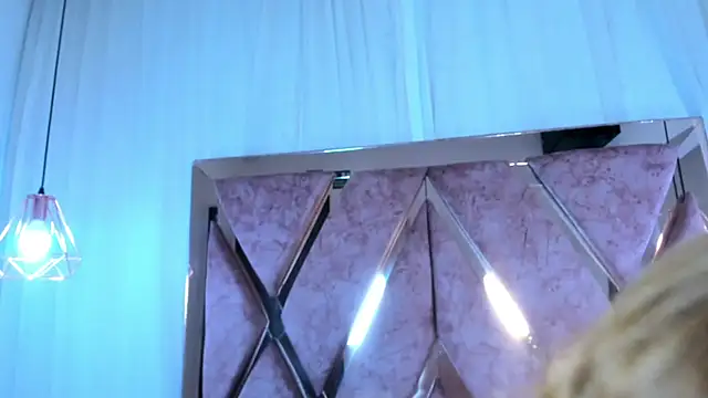 shantal_cooper_'s cam snapshot