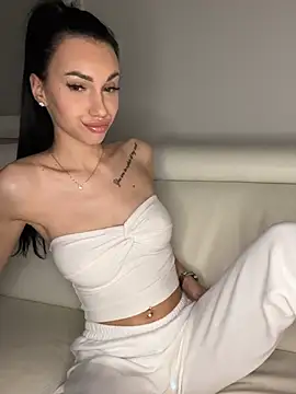 ilariea_girl live sex cam