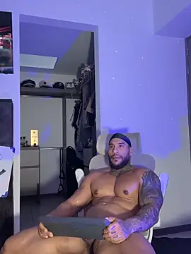 Andrew_Johnnson live sex cam