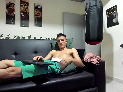 Latins_Boss's cam snapshot