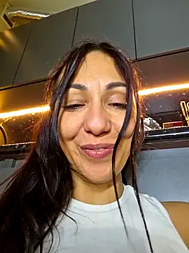 LeticiaWoods live sex cam