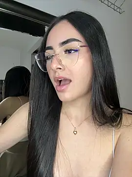 IslaCole's cam snapshot