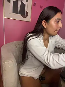 -BabyLuna's cam snapshot