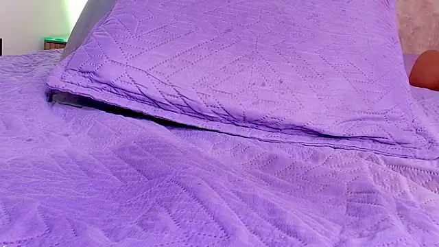 anisha_x's cam snapshot