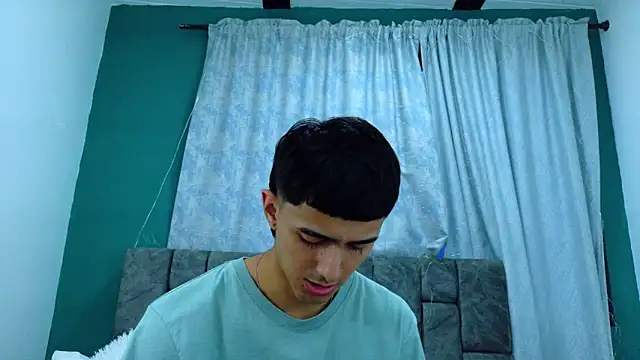 Anthony_carter's cam snapshot