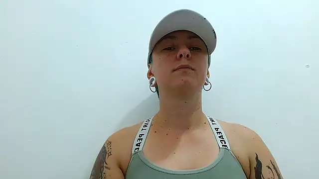 tomboyblue live sex cam