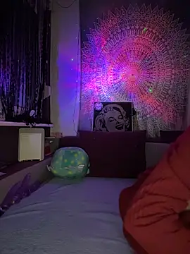 MarryQuinnLive's cam snapshot