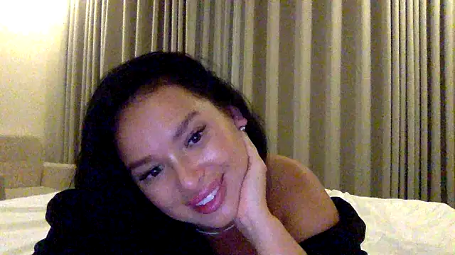 Fayronna's cam snapshot