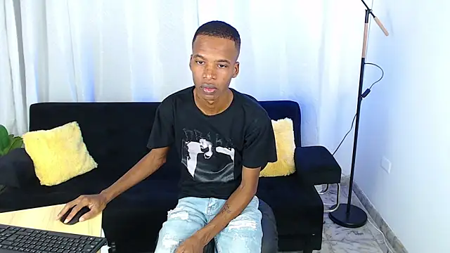 gusy_18's cam snapshot